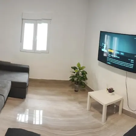 Precioso Bajo Muy Grande A 200 Metros De Playa Apartment